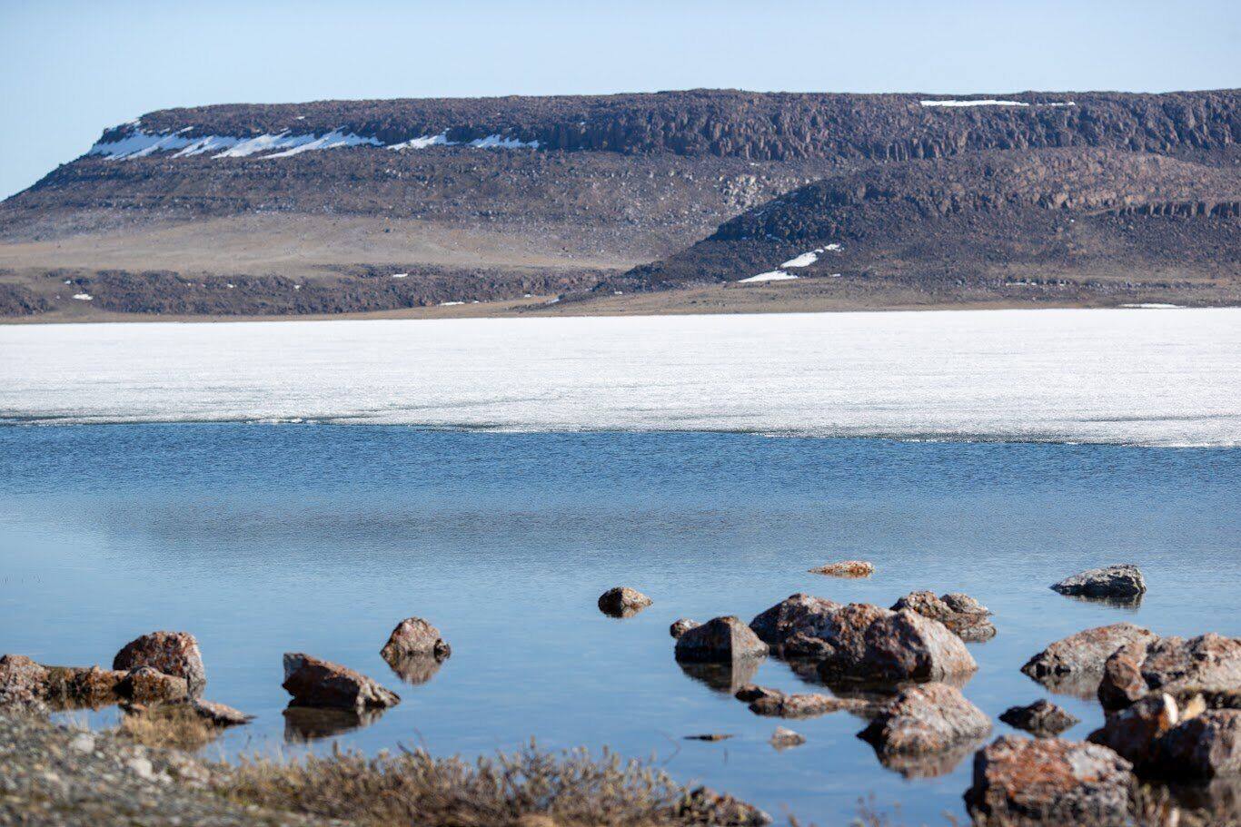 The bluffs at Ulukhaktok, Inuvialuit Settlement Region